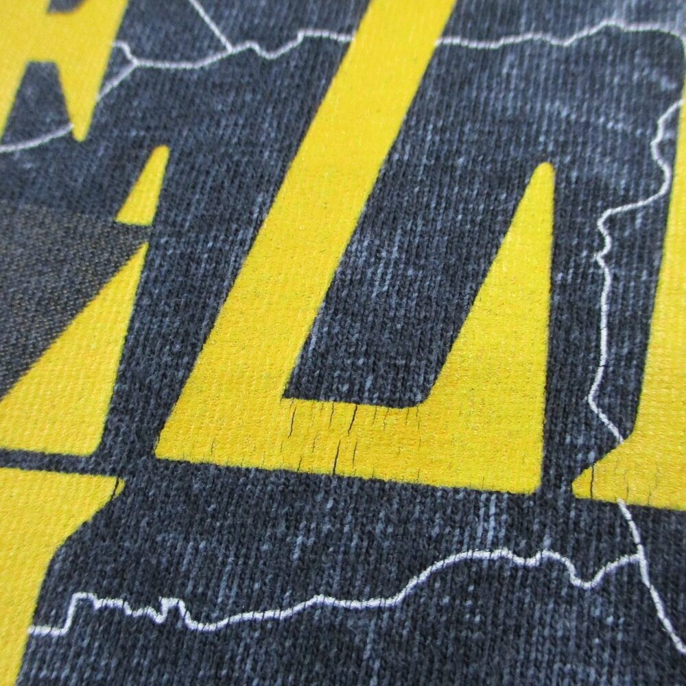Paper Planes T Shirt Adult 2XL XXL Gray Yellow Colombia Greatness Process Crew - Picture 4 of 9